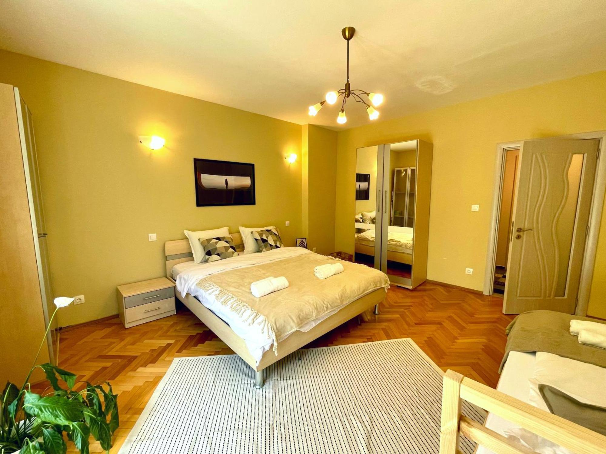 Bohemian Bright & Calm 2Br - Top Center - Private Balcony София Экстерьер фото