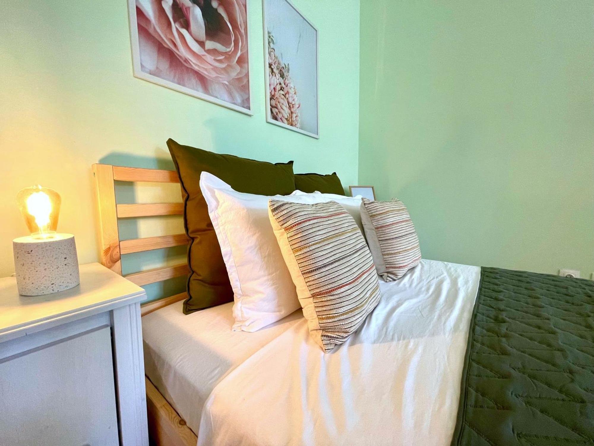 Bohemian Bright & Calm 2Br - Top Center - Private Balcony София Экстерьер фото