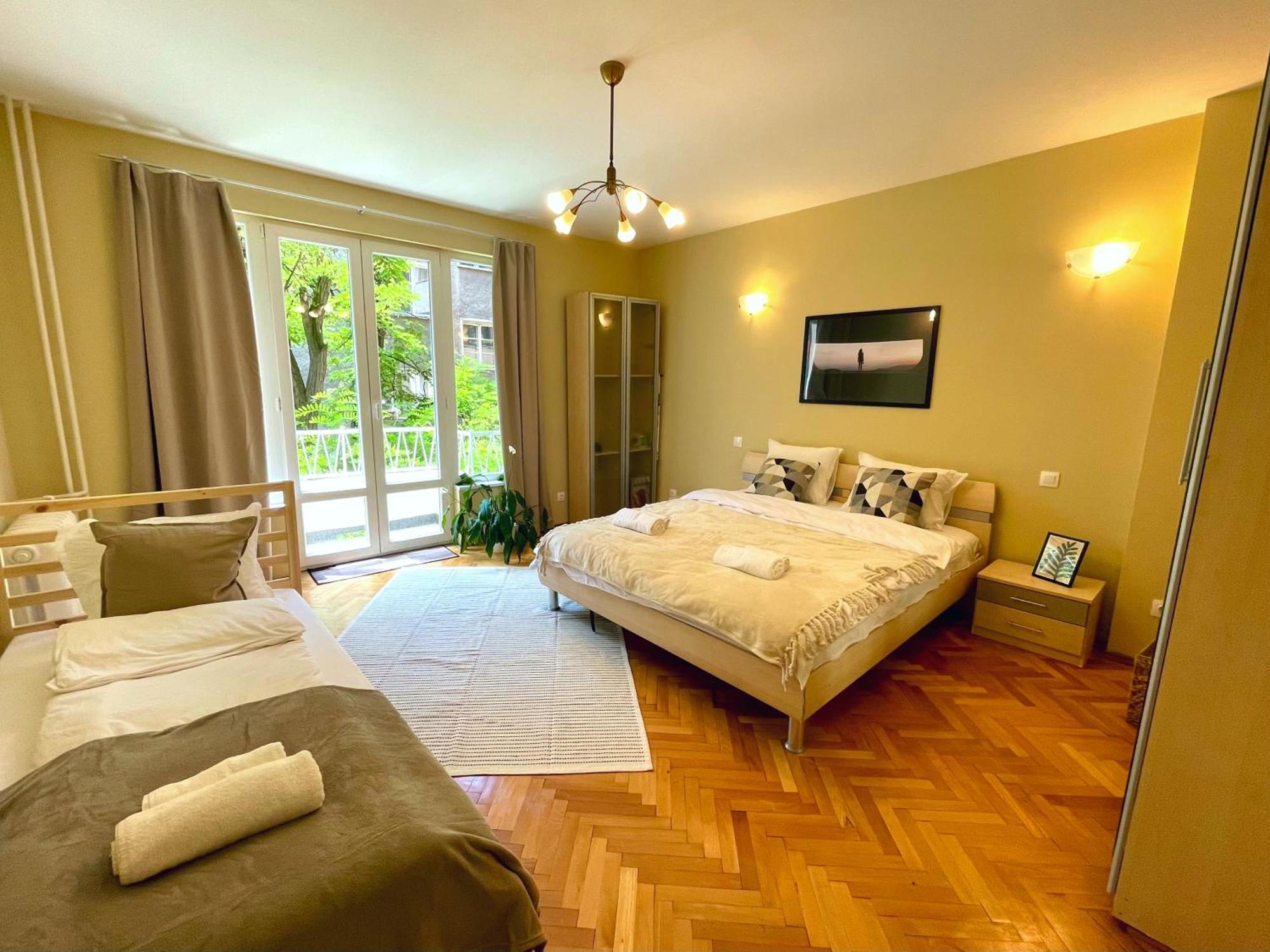 Bohemian Bright & Calm 2Br - Top Center - Private Balcony София Экстерьер фото